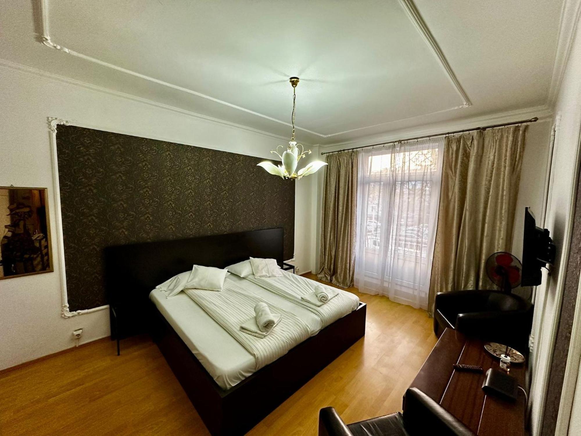 Garsoniera Ultracentral Apartment Bacau Exterior photo
